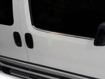 Resmi Galeri görüntüleyicisine yükleyin, Peugeot Bipper Cam Çıtası Alt - Krom (2 Parça) | 2008 ve Sonrası