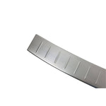 Resmi Galeri görüntüleyicisine yükleyin, BMW X5 F15 Arka Tampon Eşiği - Krom Taşlı | 2013-2018 Arası