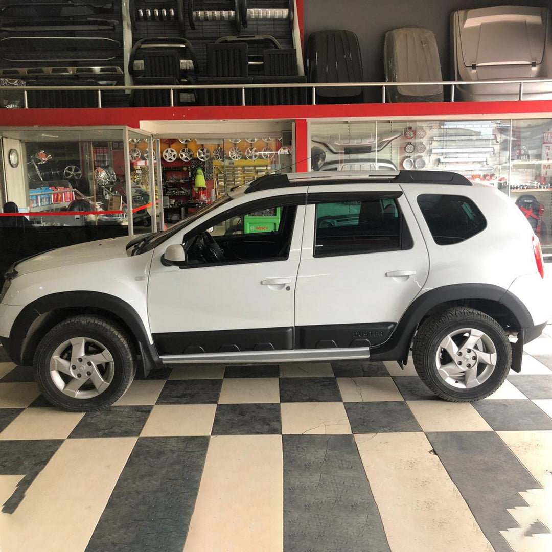 Dacia Duster Dodik Seti - Çamurluk, Düz Model (8 Parça) | 2010-2018 Arası