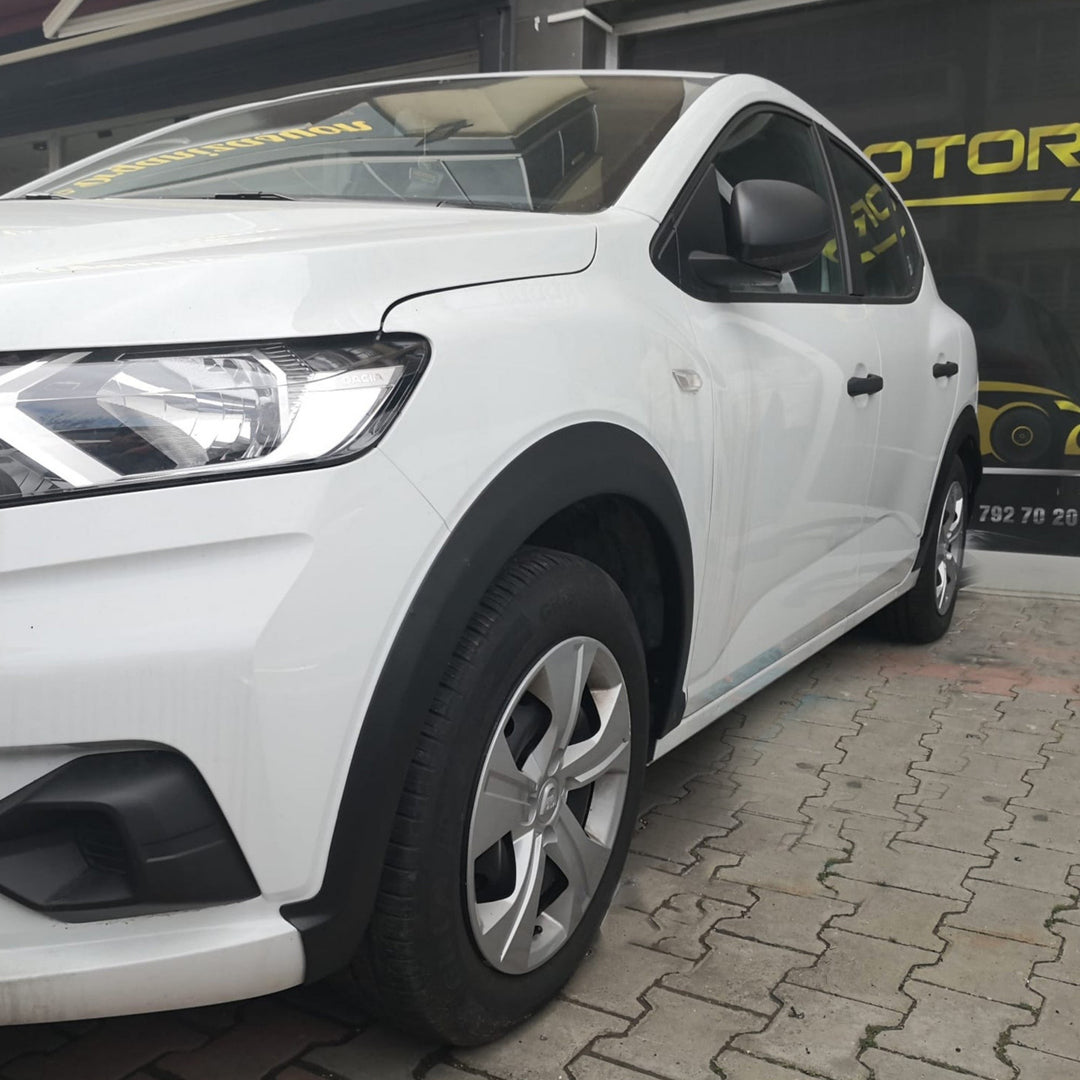 Dacia Sandero Stepway Dodik Seti - Çamurluk (4 Parça) | 2020 ve Sonrası, HB