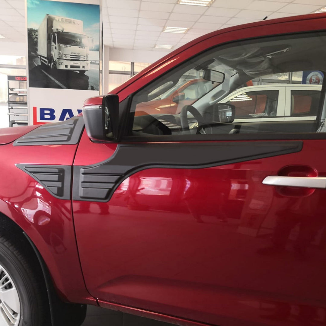 Isuzu D-Max Dodik Kapı Seti - Yarasa (6 Parça) | 2020 ve Sonrası