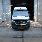 Resmi Galeri görüntüleyicisine yükleyin, Mercedes Sprinter W907 Ön Cam Güneşliği | 2018 ve Sonrası