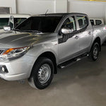 Resmi Galeri görüntüleyicisine yükleyin, Mitsubishi L200 Dodik Kapı Seti - Yarasa (4 Parça) | 2015-2019 Arası
