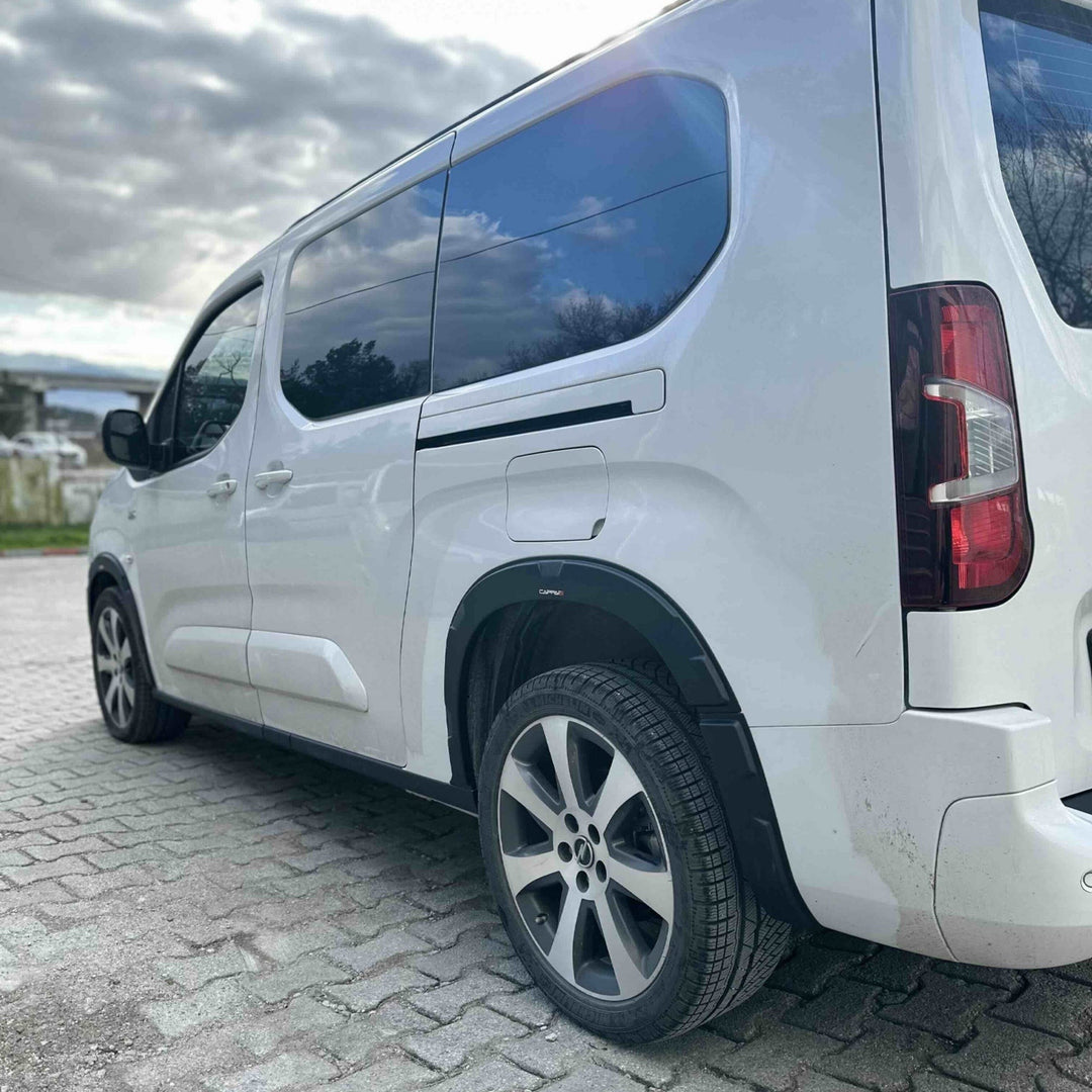 Opel Combo E Dodik Seti - Çamurluk (8 Parça) | 2019-2024 Arası