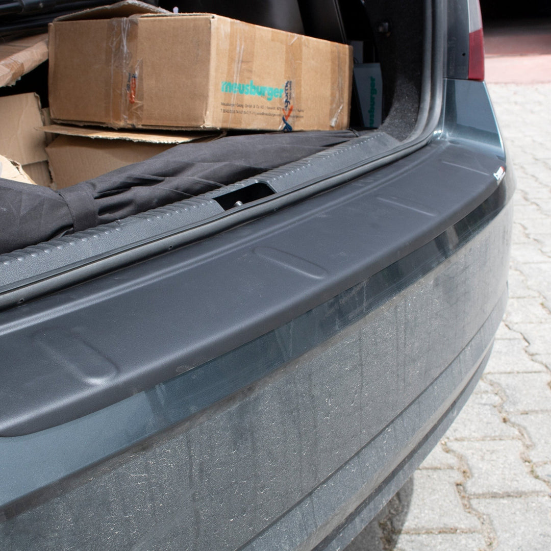 Skoda Octavia (A7) Arka Tampon Eşiği - Mat Siyah | 2013-2019 Arası, SD