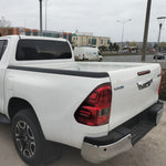 Resmi Galeri görüntüleyicisine yükleyin, Toyota Hilux Kasa Kenar Koruma Seti (2 Parça) | 2015-2020 Arası