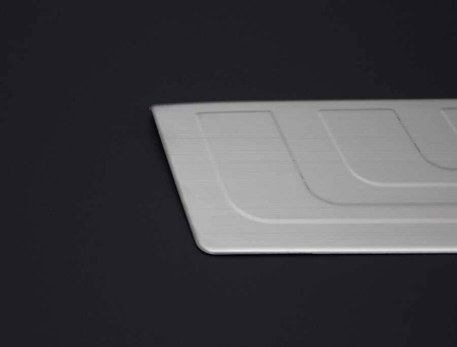 Mercedes X-Class Arka Tampon Eşiği - Krom Taşlı | 2017 ve Sonrası