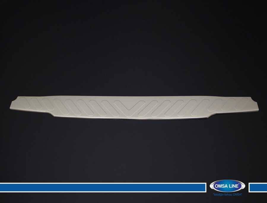 Nissan Navara Arka Tampon Eşiği - Krom Taşlı | 2015 ve Sonrası