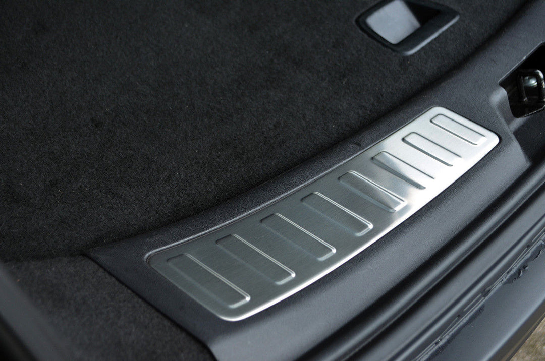 Land Rover Discovery Sport Bagaj İç Eşiği - Krom Taşlı (2 Parça) | 2014-2019 Arası