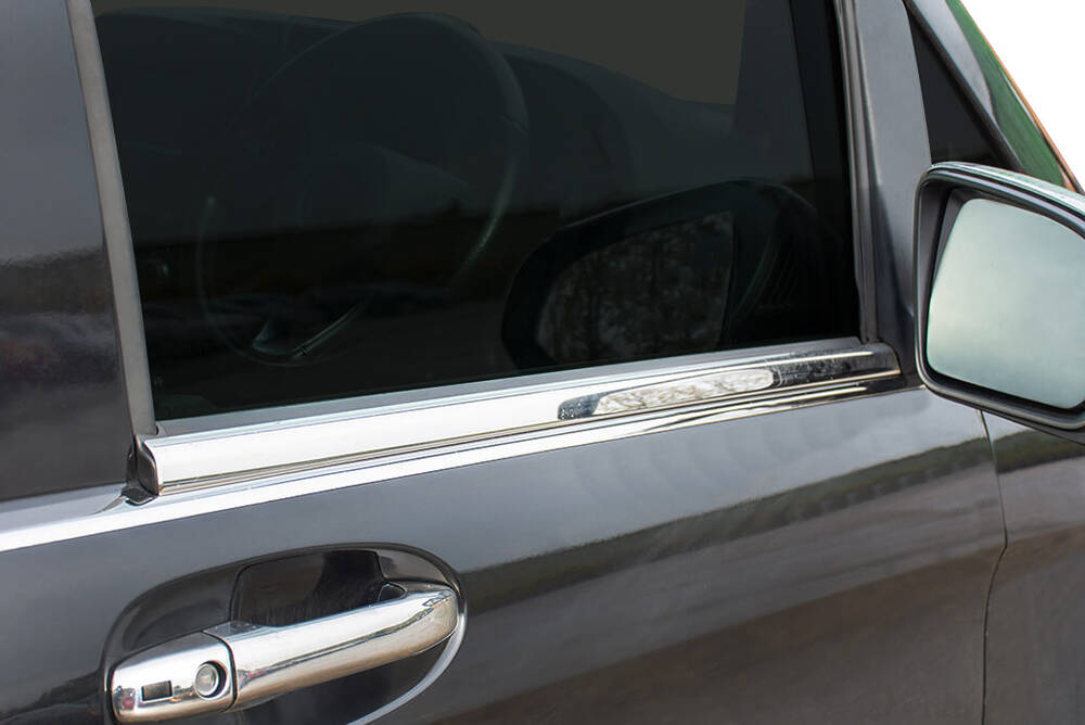 Mercedes Vito W447 Cam Çıtası Alt - Krom, Tek Sürgü, Orta Şase (8 Parça) | 2014 ve Sonrası