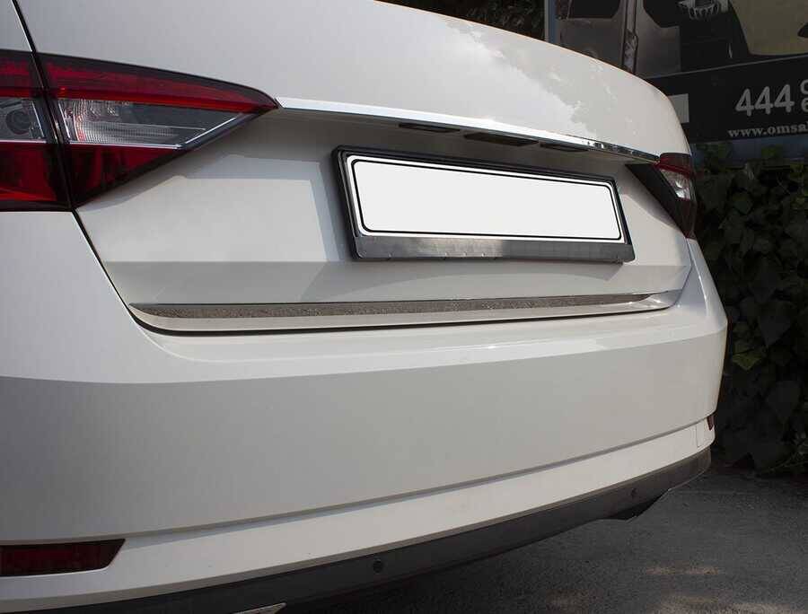 Skoda Superb Bagaj Alt Çıtası - Krom | 2015-2023 Arası, SD