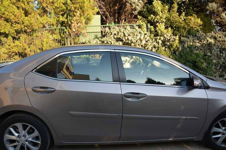 Toyota Corolla Cam Çıtası Üst - Krom (4 Parça) | 2013-2018 Arası, SD