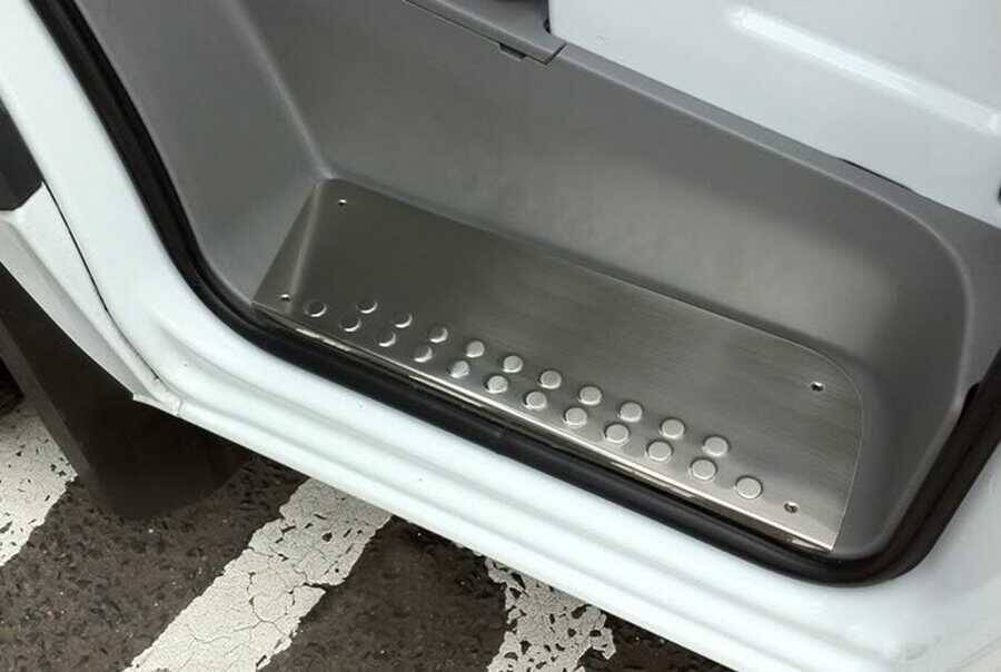 VW Crafter Kapı Eşiği - Krom (3 Parça) | 2012-2017 Arası