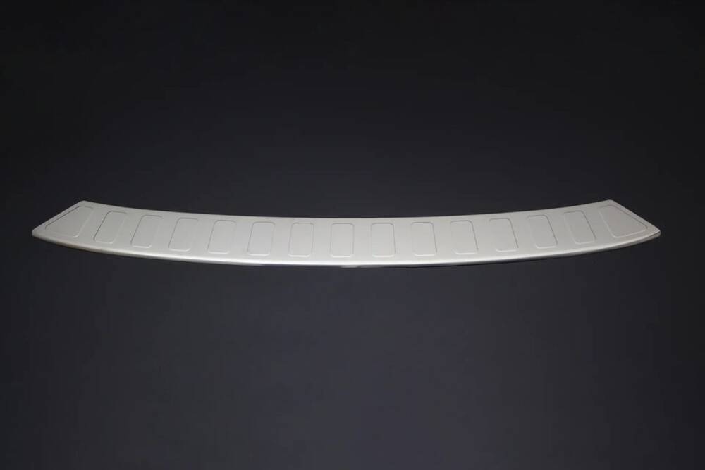 Opel Vivaro C Arka Tampon Eşiği - Krom Taşlı, Uzun Şase | 2019 ve Sonrası