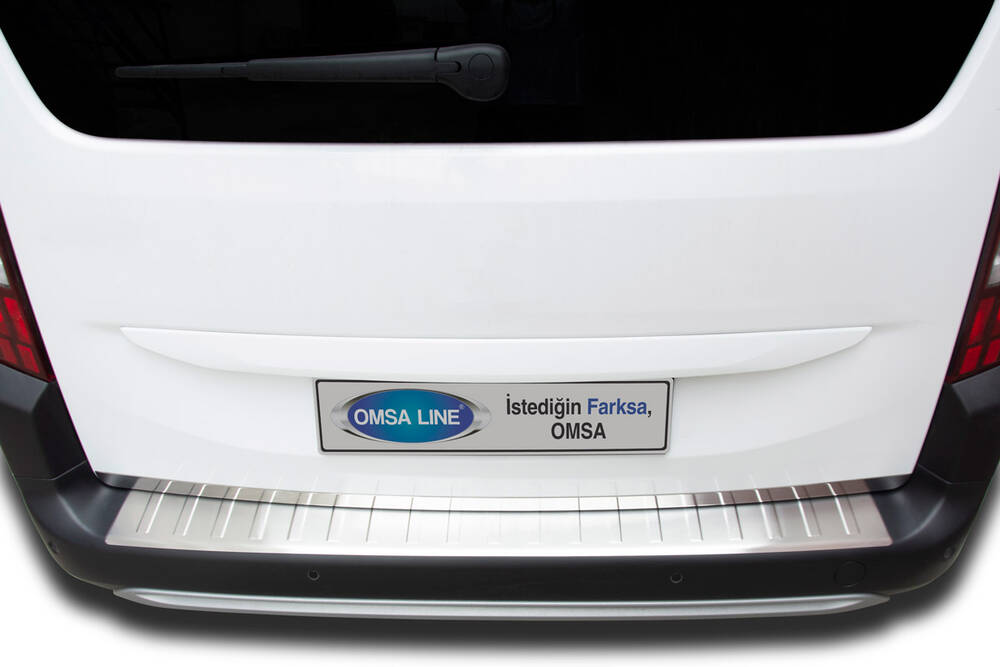 Toyota Proace City Arka Tampon Eşiği - Krom Taşlı | 2019 ve Sonrası