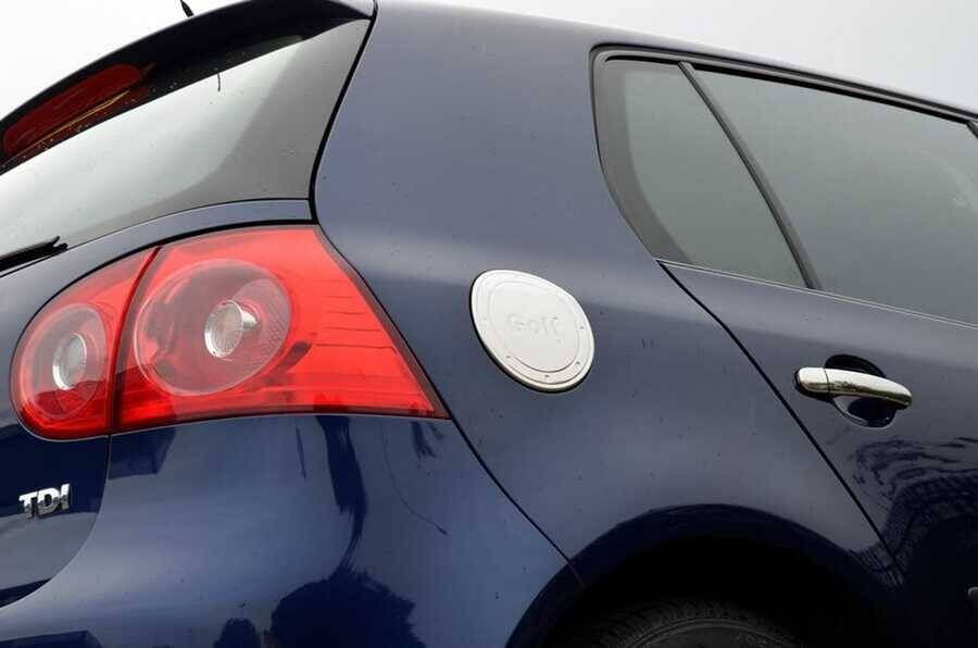 VW Golf Depo Kapağı - Krom | 2003-2008 Arası, HB