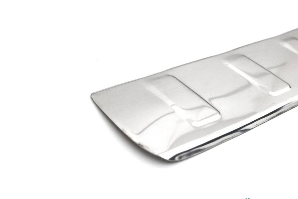 VW Touareg Arka Tampon Eşiği - Krom Taşlı | 2018 ve Sonrası